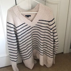American eagle oversized sweater